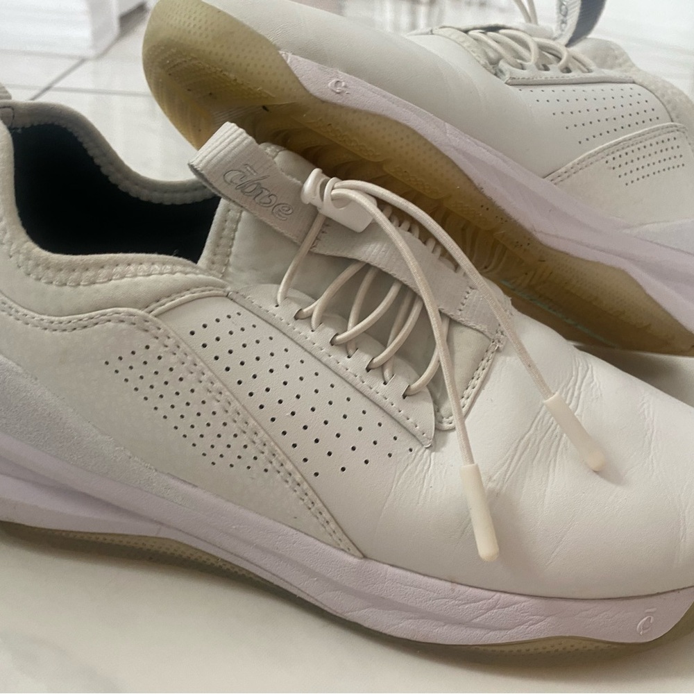 Clove Classic Core Brilliant White sz 7.5